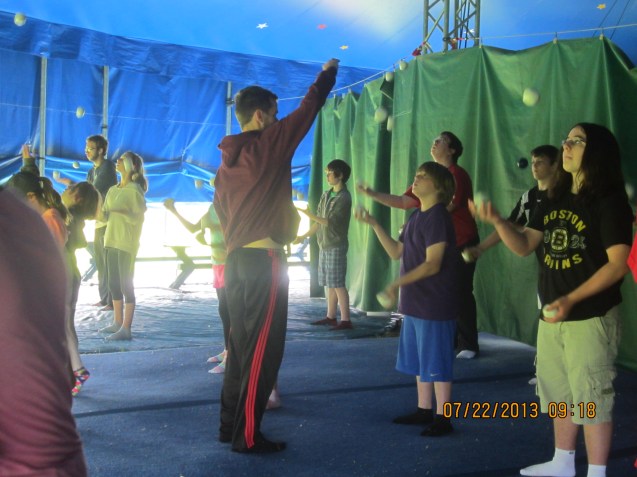 Juggling class Circus Smirkus Session IV 2013