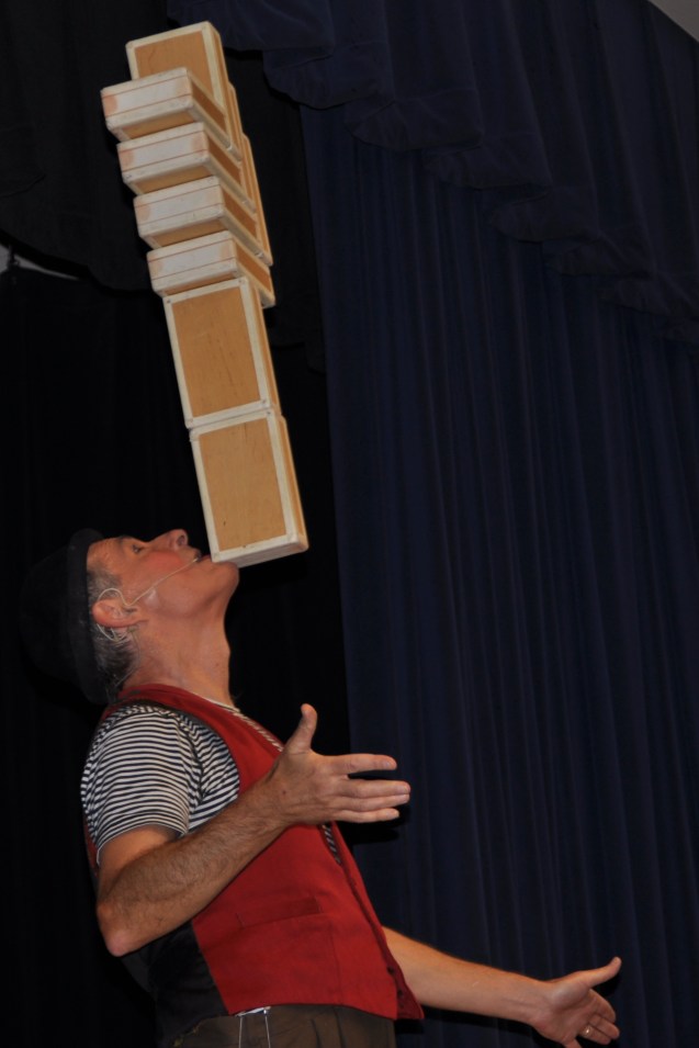 Slappy and Monday's Circus Science Show