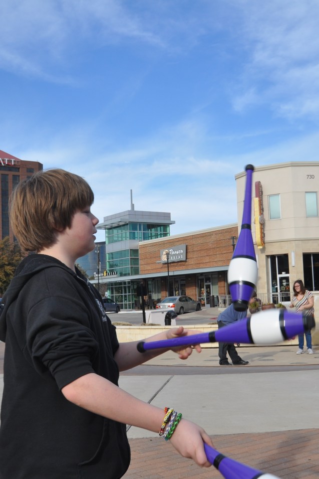 Spinfest February 2014 Kameron juggling clubs 